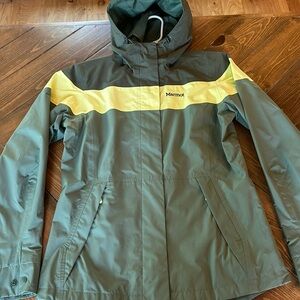 Women’s size medium Marmot waterproof rain/snow jacket